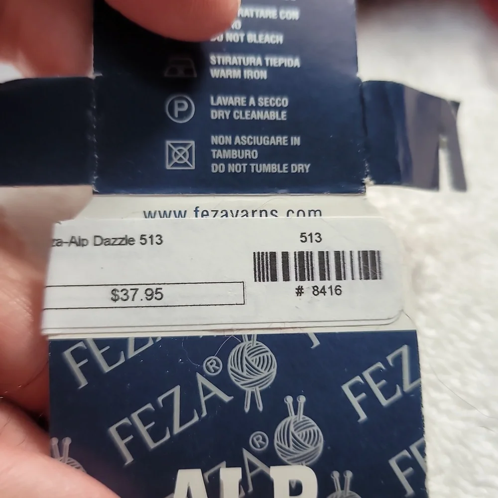 Feza ALP DAZZLE Handcrafted Red and Purple Yarn 2 Skeins - Picture 5 of 9